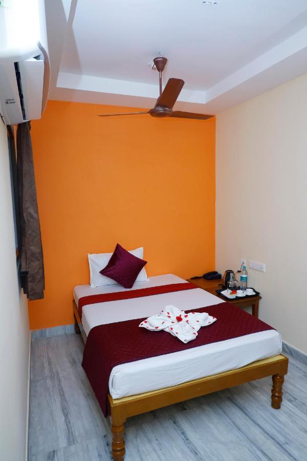 Ps Residency Hotel Pondicherry Bagian luar foto